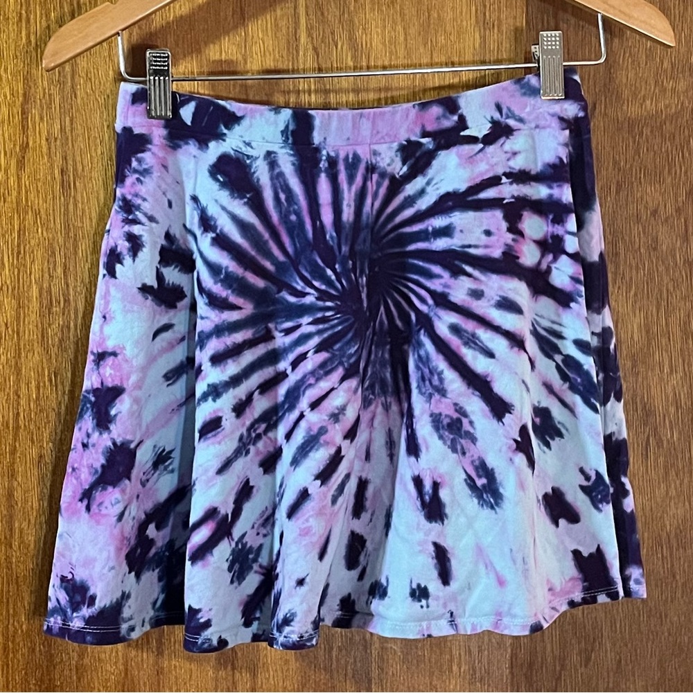 Purple Tie-Dye Mini Skirt by Forever 21 Sz M - Picture 2 of 3